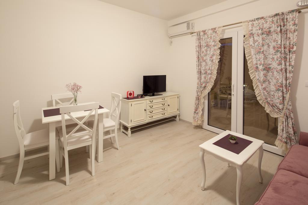 Apartments Raskovic Radanovići Dış mekan fotoğraf