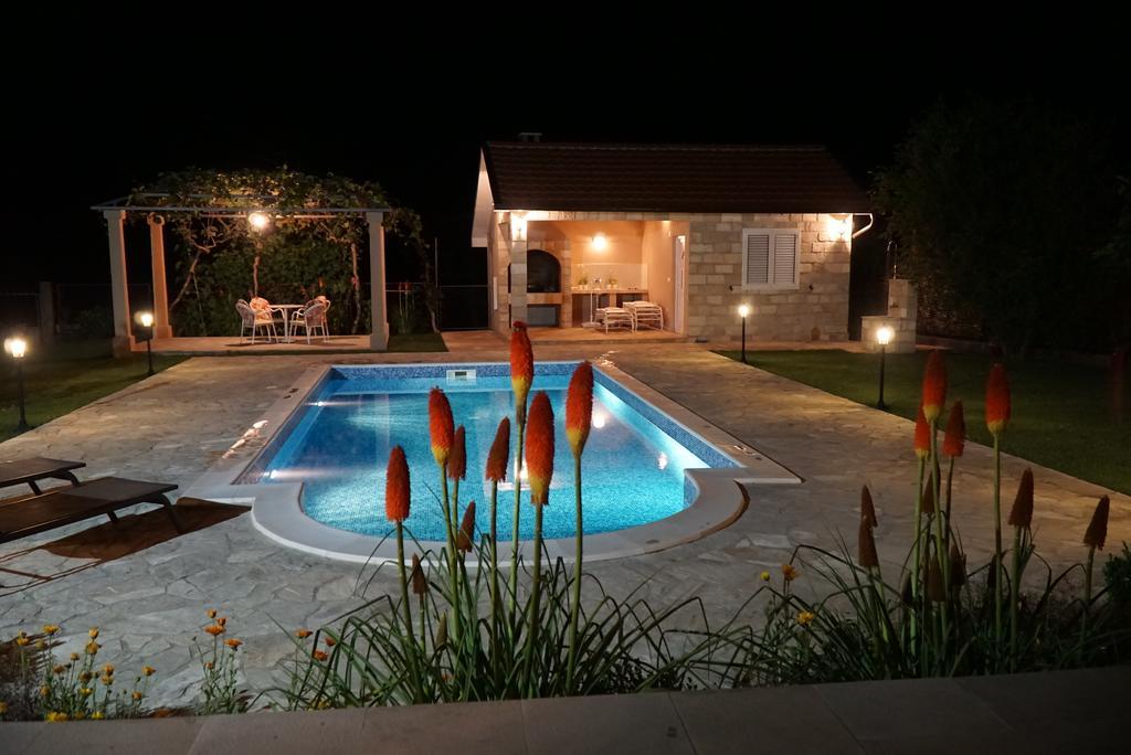 Apartments Raskovic Radanovići Dış mekan fotoğraf